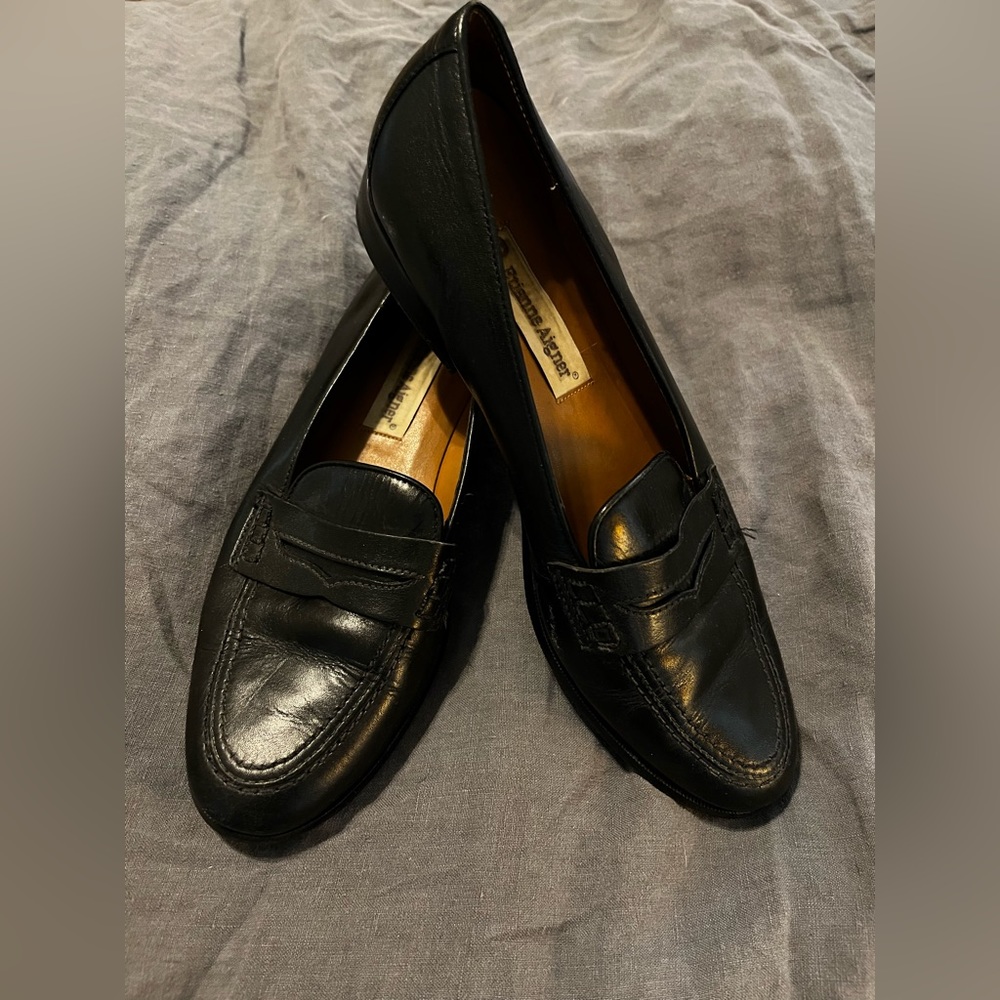 Etienne Aigner black leather loafers